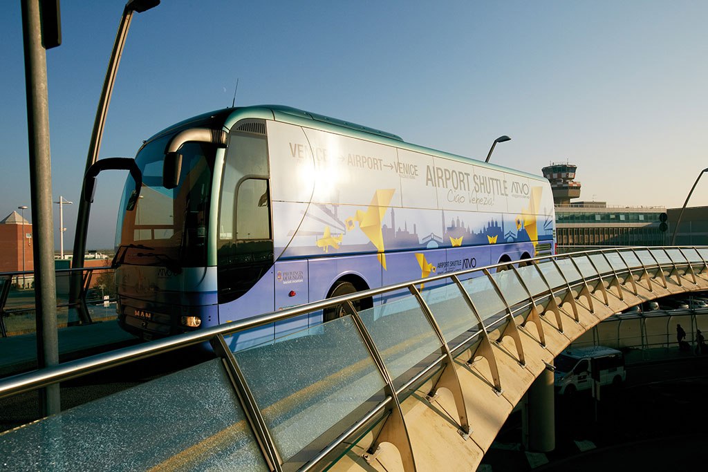 B89P0452-newlogo_web